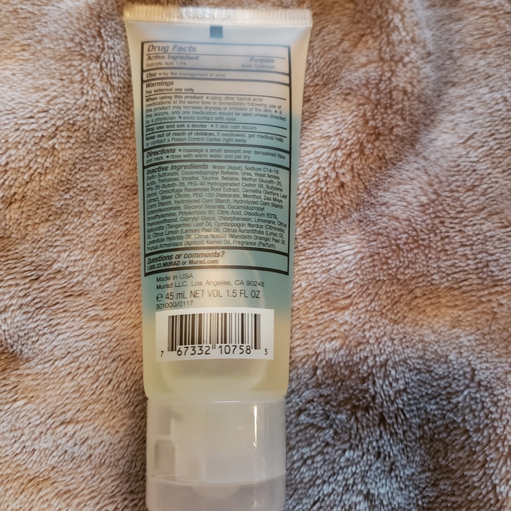 Murad cleanser - Picture 2 of 2